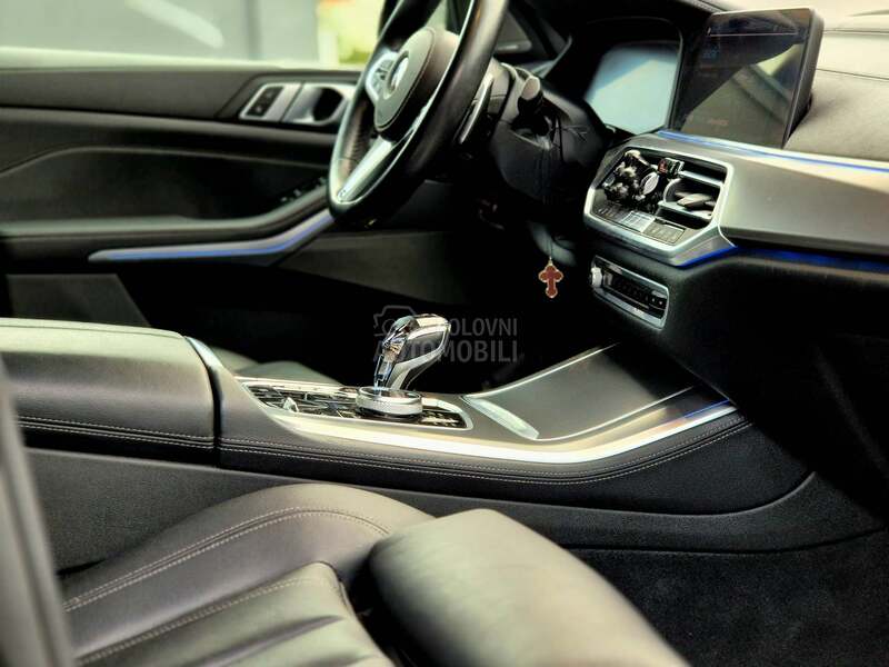 BMW X5 45e plug-in