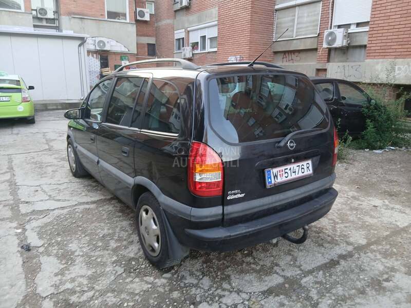 Opel Zafira 
