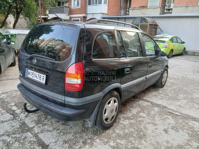 Opel Zafira 