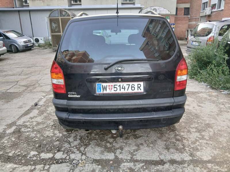 Opel Zafira 