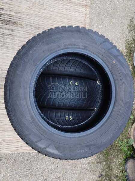 Falken 215/65 R16 Zimska