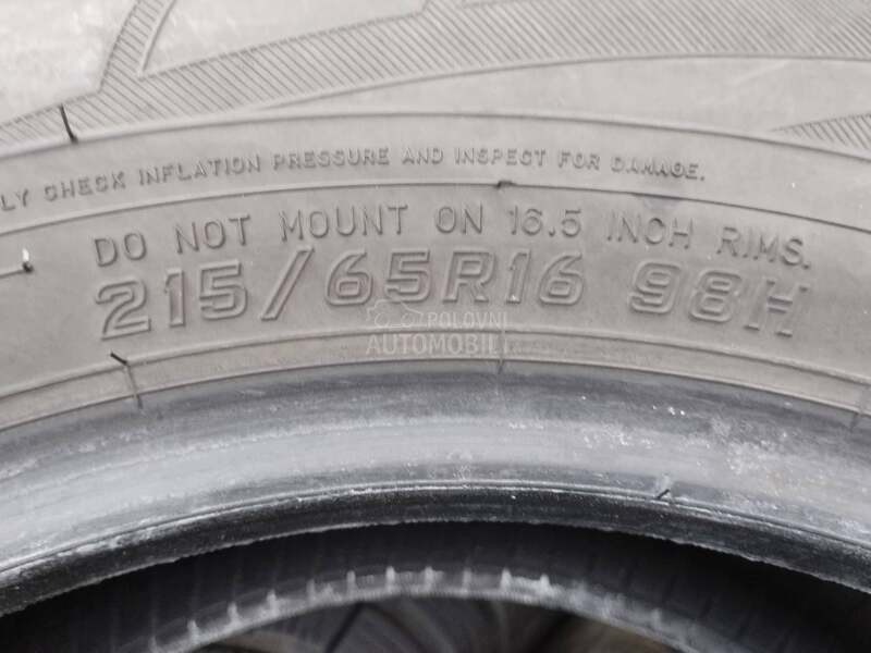 Falken 215/65 R16 Zimska