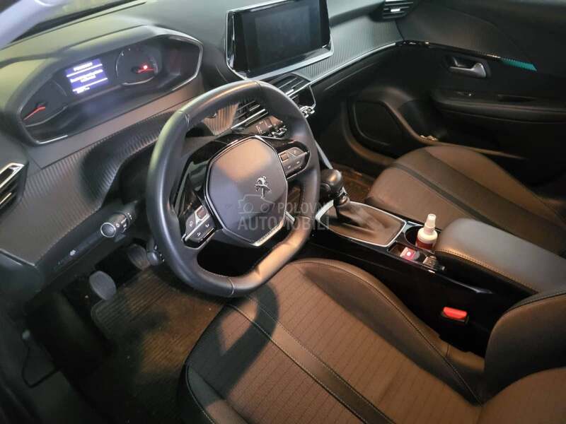 Peugeot 208 1.2 Allure