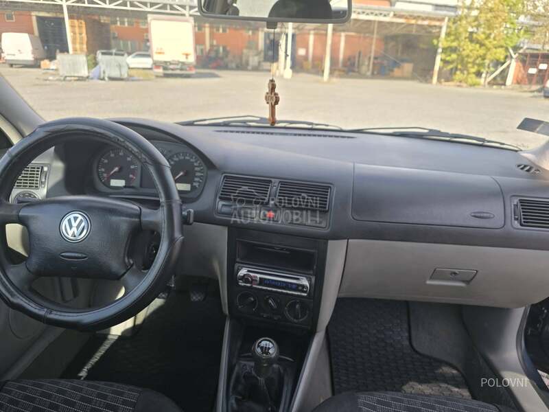 Volkswagen Golf 4 1,6 16v