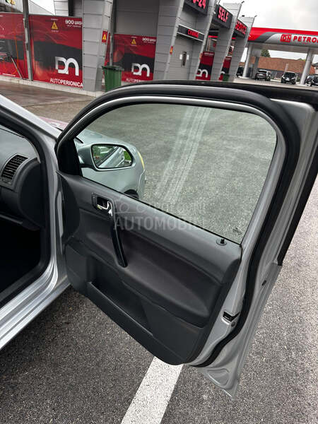 Volkswagen Polo 1.2 COMFORTLINE