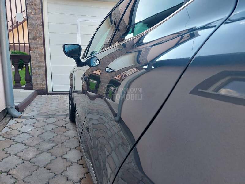 Renault Clio 1.2   FUL OPREM.A