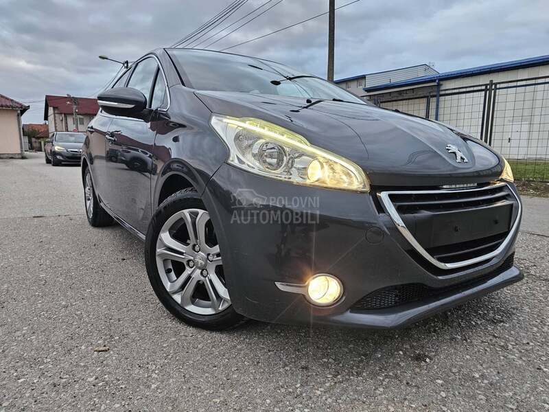 Peugeot 208 1.2 e THP