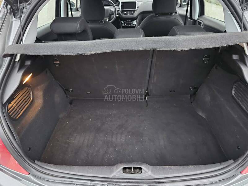 Peugeot 208 1.2 e THP