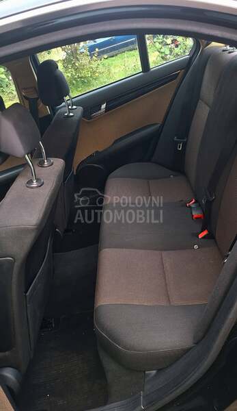 Mercedes Benz C 220 Automt 646