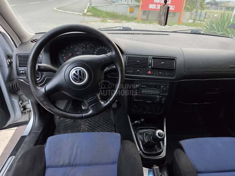Volkswagen Golf 4 