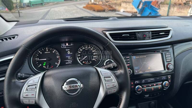 Nissan Qashqai 1.6DCI //TEKNA//CH