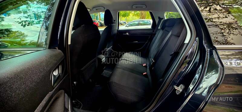Peugeot 308 1.6 BLUEHDI STYLE