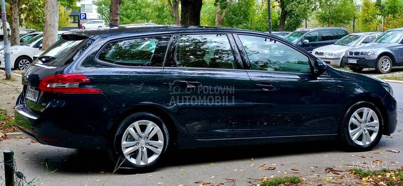 Peugeot 308 1.6 BLUEHDI STYLE