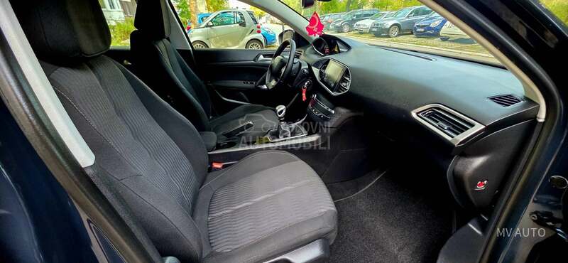 Peugeot 308 1.6 BLUEHDI STYLE