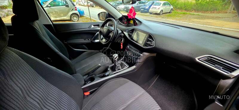 Peugeot 308 1.6 BLUEHDI STYLE