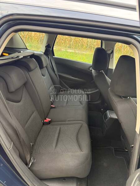 Peugeot 308 1.6 hdi N.A.V.I