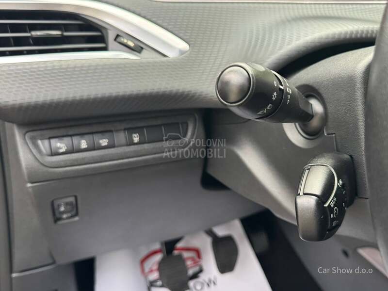 Peugeot 2008 1.6eHDI/BUSINESS