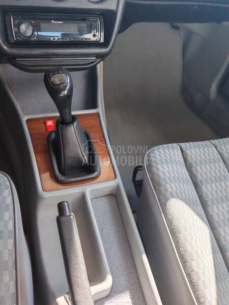 Mercedes Benz 190 190 E