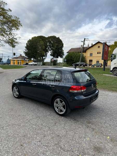 Volkswagen Golf 6 1.6TDI/0DLIČAN/