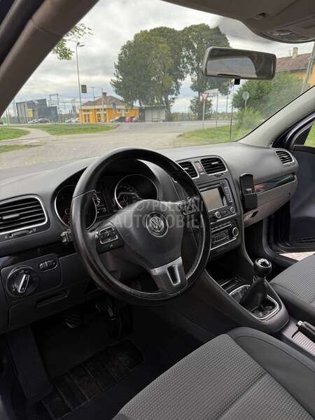 Volkswagen Golf 6 1.6TDI/0DLIČAN/