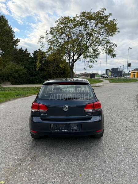 Volkswagen Golf 6 1.6TDI/0DLIČAN/