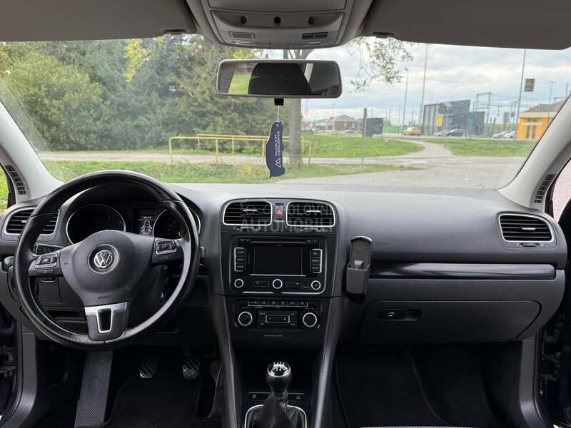 Volkswagen Golf 6 1.6TDI/0DLIČAN/