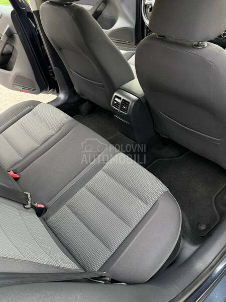 Volkswagen Golf 6 1.6TDI/0DLIČAN/