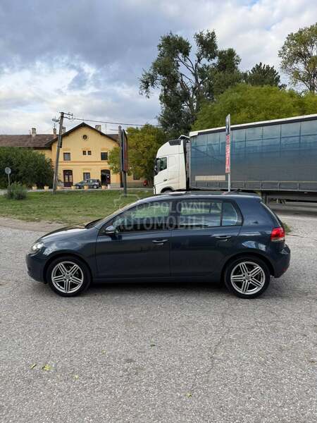 Volkswagen Golf 6 1.6TDI/0DLIČAN/
