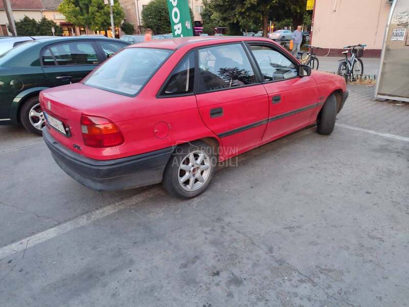 Opel Astra F reeg dugo
