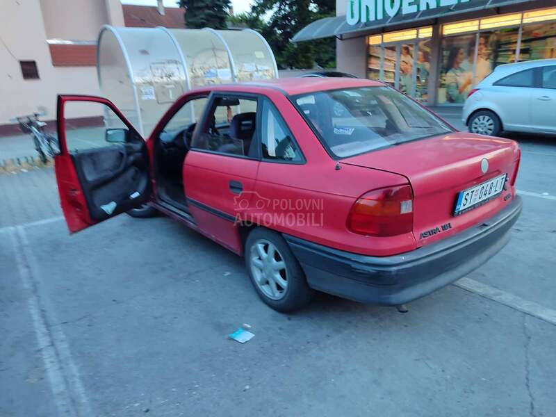Opel Astra F reeg dugo