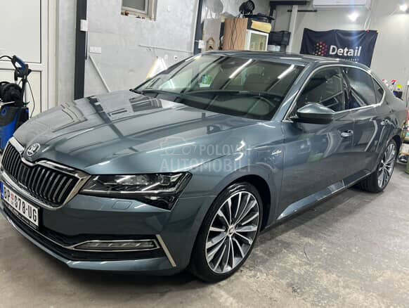 Škoda Superb 2.0 TDI DSG