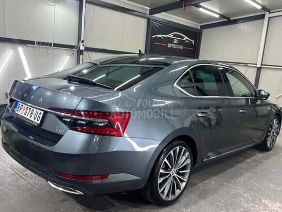 Škoda Superb 2.0 TDI DSG