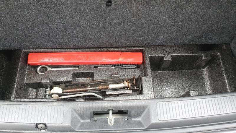 Fiat Grande Punto 1.4-8v CNG