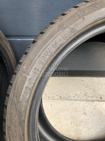 Vredestein 225/40 R18 Zimska