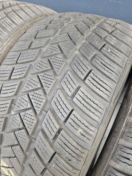 Vredestein 225/40 R18 Zimska