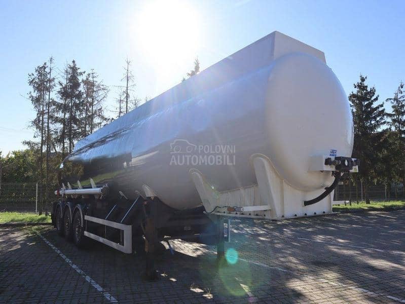 Schwarzmuller Stokota gorivo ADR