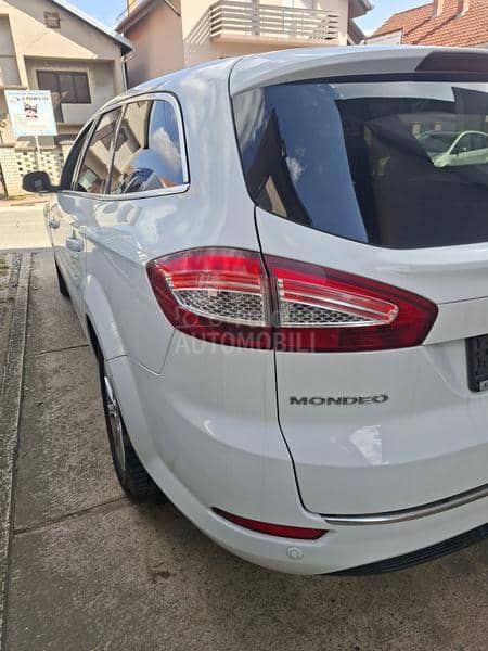 Ford Mondeo 2013. god. -  kompletan auto u delovima
