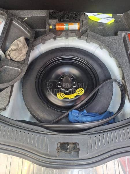 Ford Mondeo 2013. god. -  kompletan auto u delovima