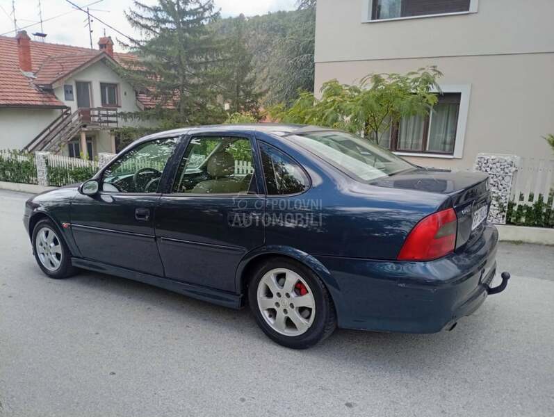 Opel Vectra B 