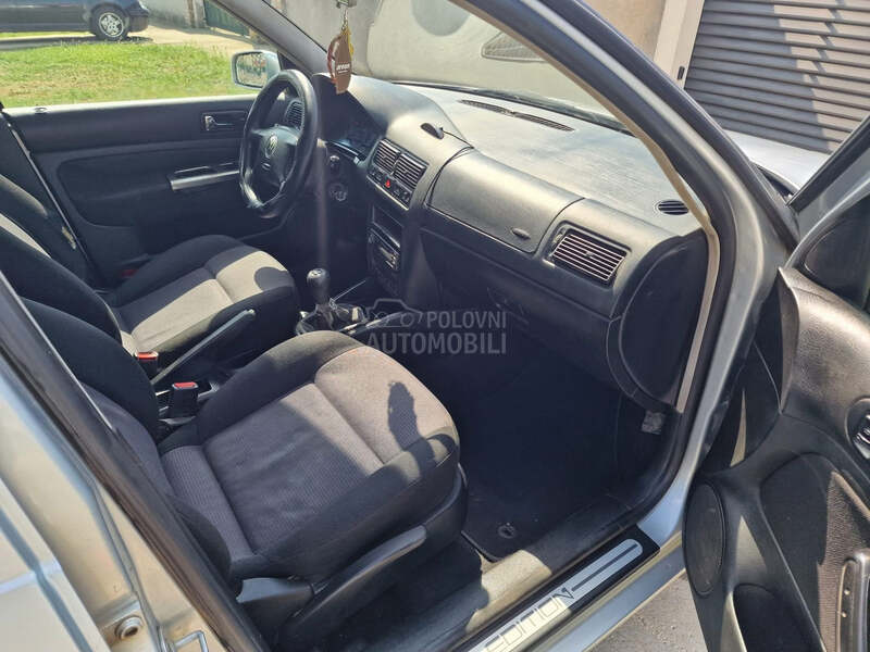 Volkswagen Golf 4 