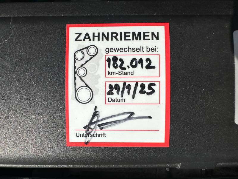 Volkswagen Golf 7 1.6 VEL/SERVIS