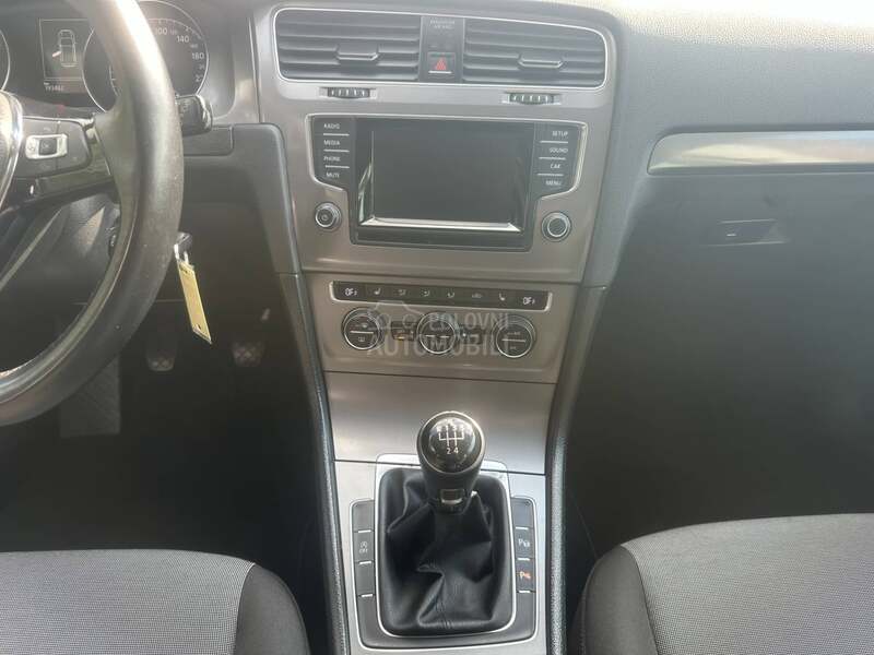 Volkswagen Golf 7 1.6 VEL/SERVIS