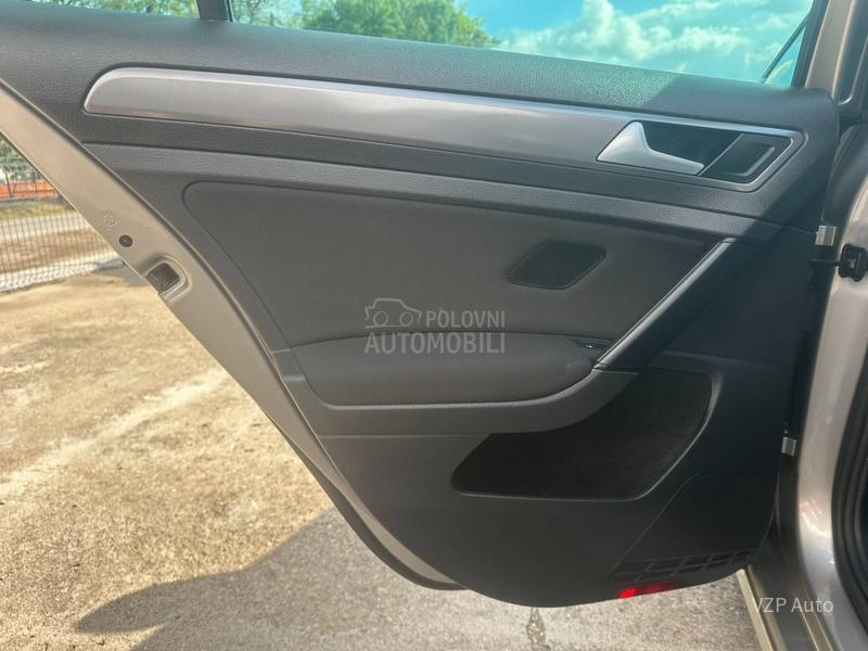 Volkswagen Golf 7 1.6 VEL/SERVIS