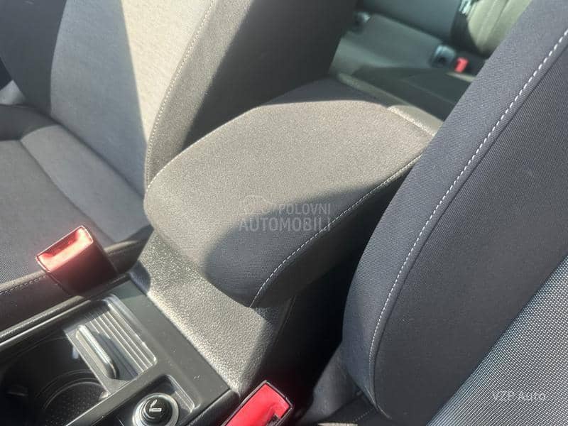 Volkswagen Golf 7 1.6 VEL/SERVIS