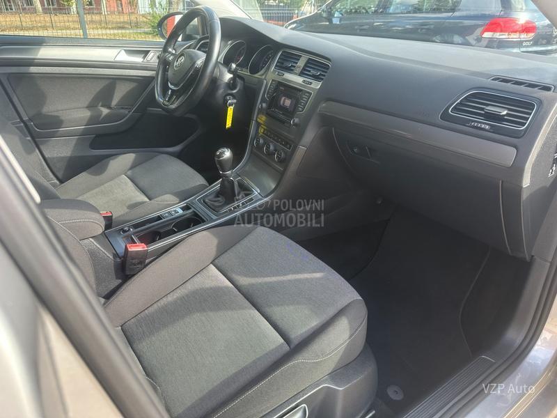 Volkswagen Golf 7 1.6 VEL/SERVIS