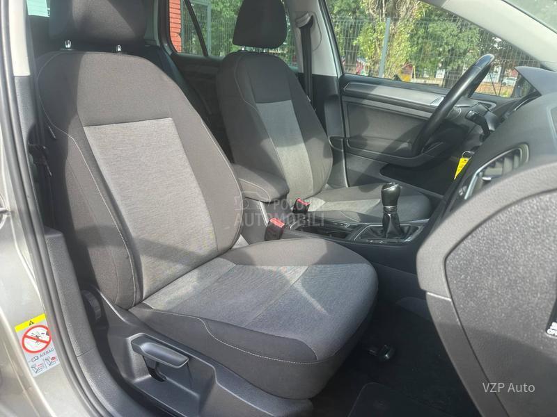 Volkswagen Golf 7 1.6 VEL/SERVIS