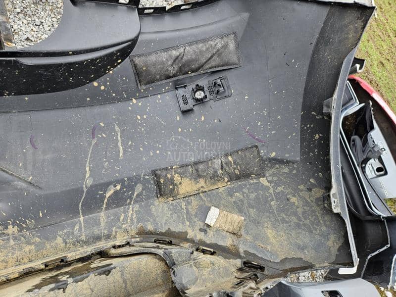 POLO 2G BRANIK ZADNJI