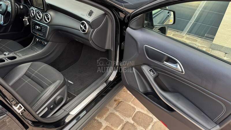 Mercedes Benz GLA 220 A.U.T.O.M.A.T  C.H