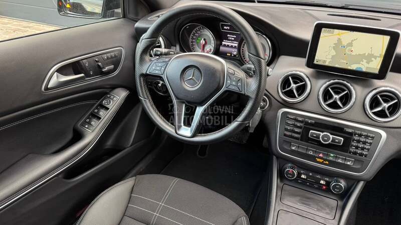Mercedes Benz GLA 220 A.U.T.O.M.A.T  C.H