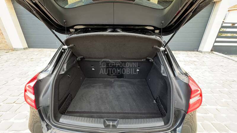 Mercedes Benz GLA 220 A.U.T.O.M.A.T  C.H